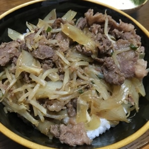 お手軽♪牛もやし丼